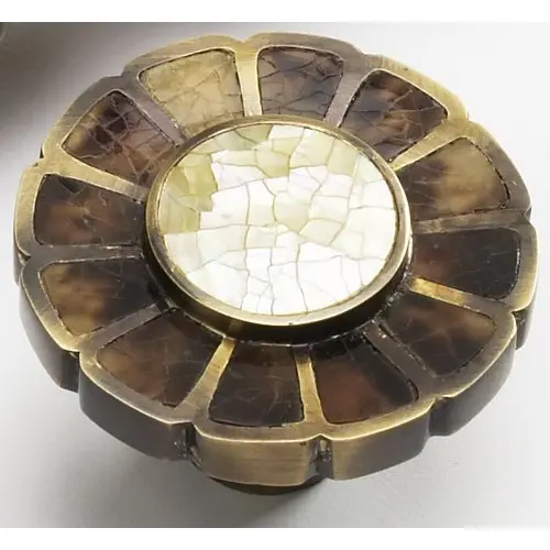 1 1/2" Flower-Embellished Cabinet Knob – Symphony Heirloom Treasures 1