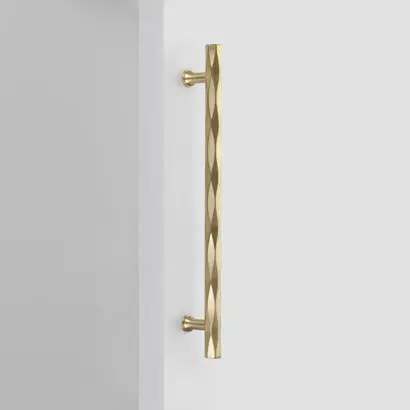 Tribeca Appliance Pull – Urban-Chic Linear Handle, Selectable Finishes & Dimensions 1